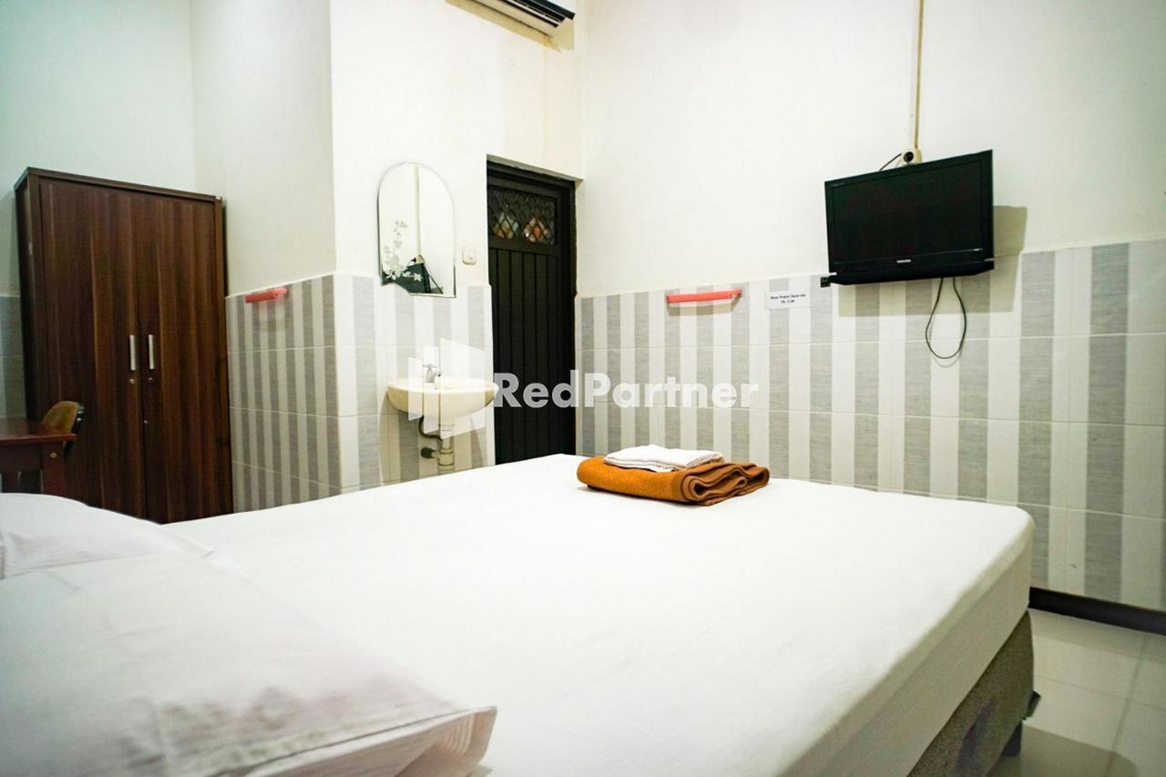 Hoki Homestay Redpartner Surabaya Exterior photo
