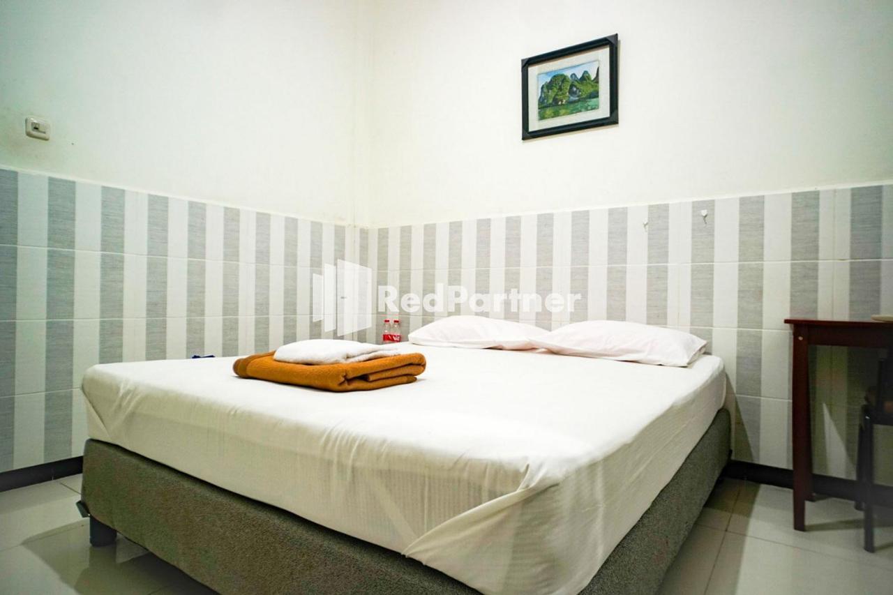 Hoki Homestay Redpartner Surabaya Exterior photo