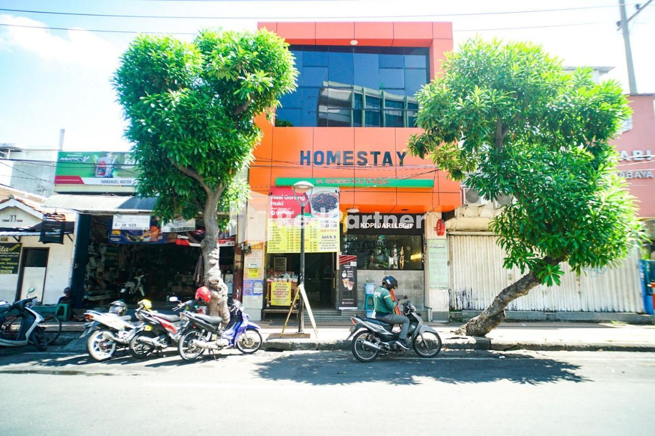 Hoki Homestay Redpartner Surabaya Exterior photo